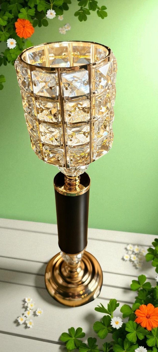 Crystal Table Lamp: Gold Accents, Modern Bedroom Lighting