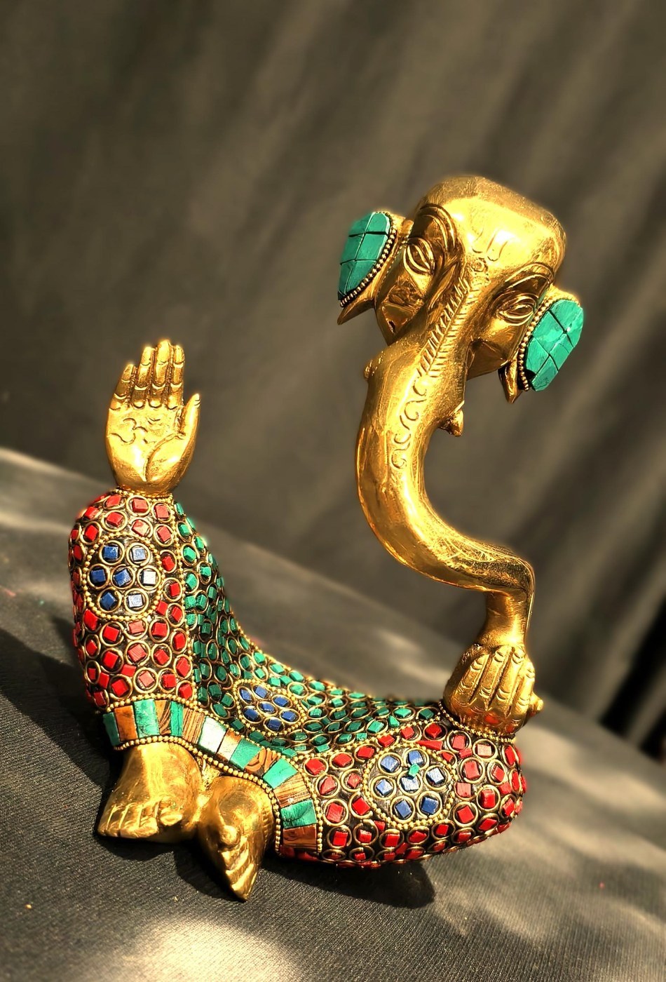 Handcrafted Brass Ganesha Statue – Turquoise Hindu Art, 8 Inch